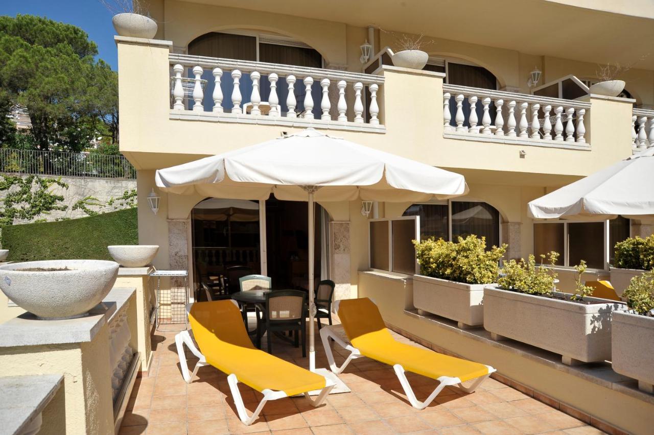 Van Der Valk Hotel Barcarola Сан-Фелиу-де-Гишольс Экстерьер фото