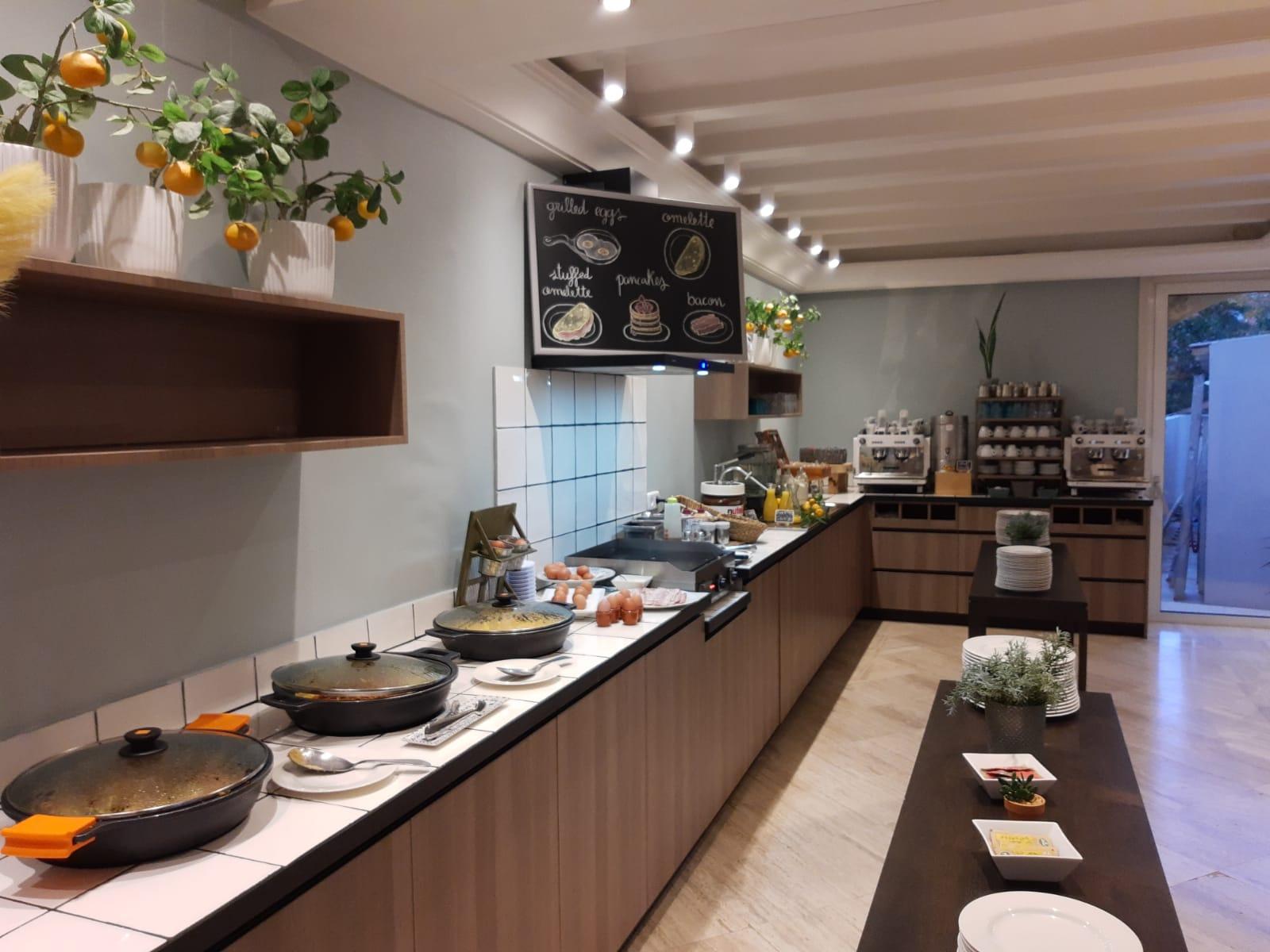 Van Der Valk Hotel Barcarola Сан-Фелиу-де-Гишольс Экстерьер фото