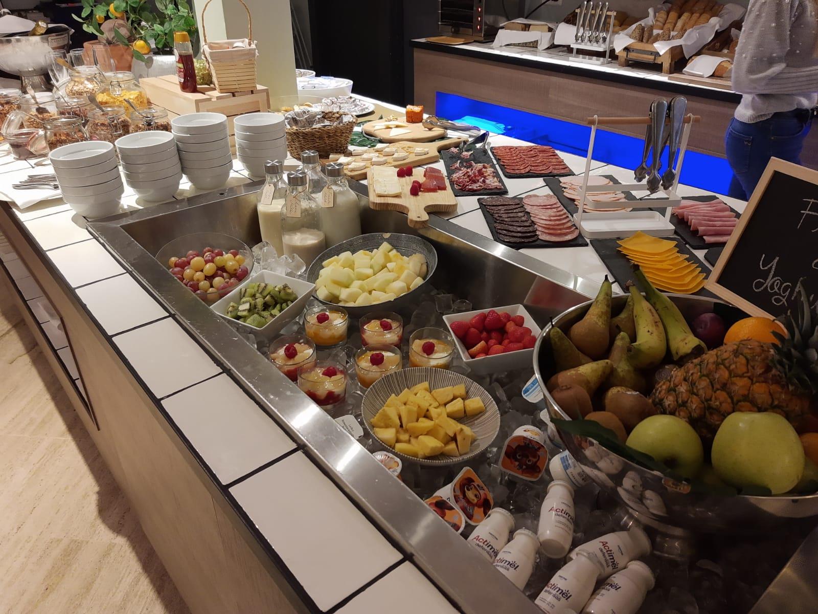 Van Der Valk Hotel Barcarola Сан-Фелиу-де-Гишольс Экстерьер фото