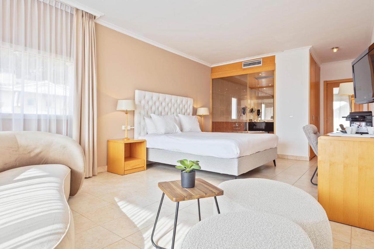Van Der Valk Hotel Barcarola Сан-Фелиу-де-Гишольс Экстерьер фото