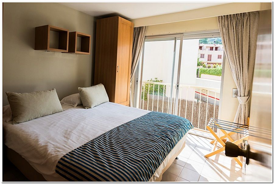Van Der Valk Hotel Barcarola Сан-Фелиу-де-Гишольс Экстерьер фото